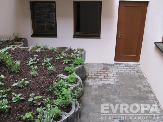 Prodej bytu 1+kk, Praha - Braník, Na vinohradu, 21 m2