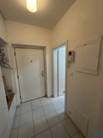 Pronájem bytu 1+kk, Praha - Hostivař, Zemské právo, 30 m2