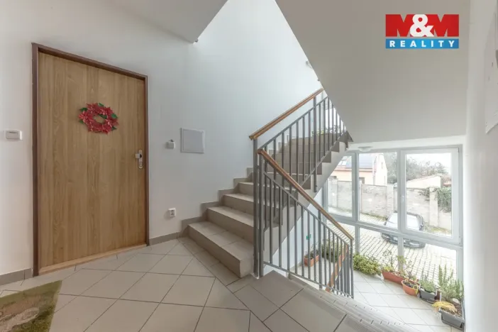 Prodej bytu 2+kk, Hostivice, Unhošťská, 45 m2