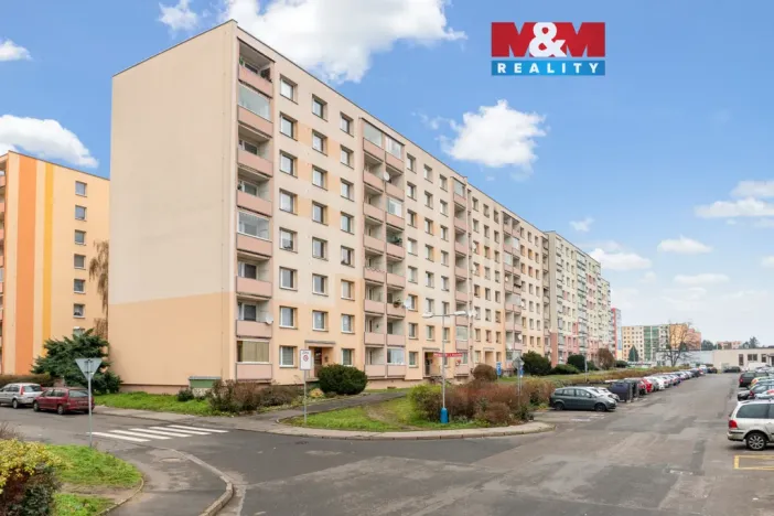 Prodej bytu 3+1, Teplice - Trnovany, Antala Staška, 81 m2