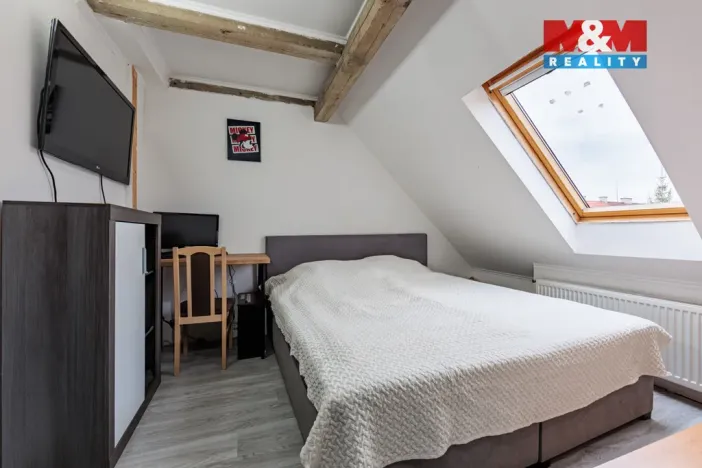 Prodej bytu 3+kk, Karlovy Vary - Rybáře, Borová, 43 m2