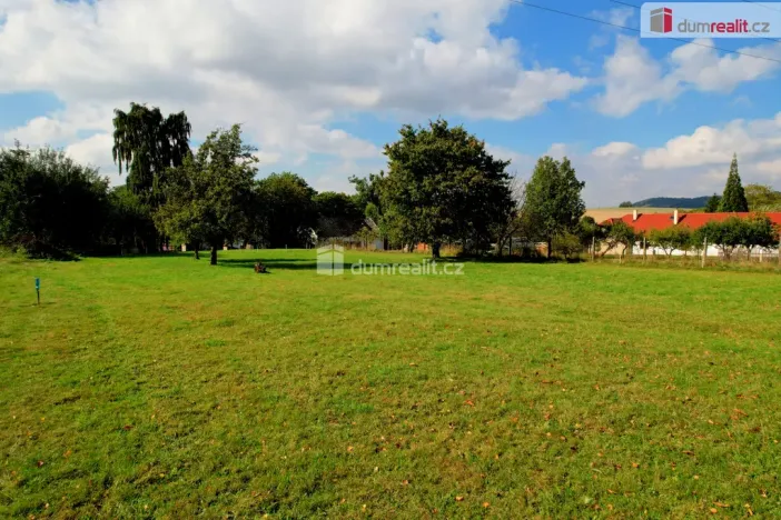 Prodej pozemku pro bydlení, Psárov, 1025 m2