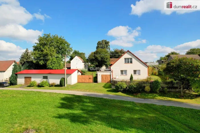 Prodej rodinného domu, Psárov, 486 m2