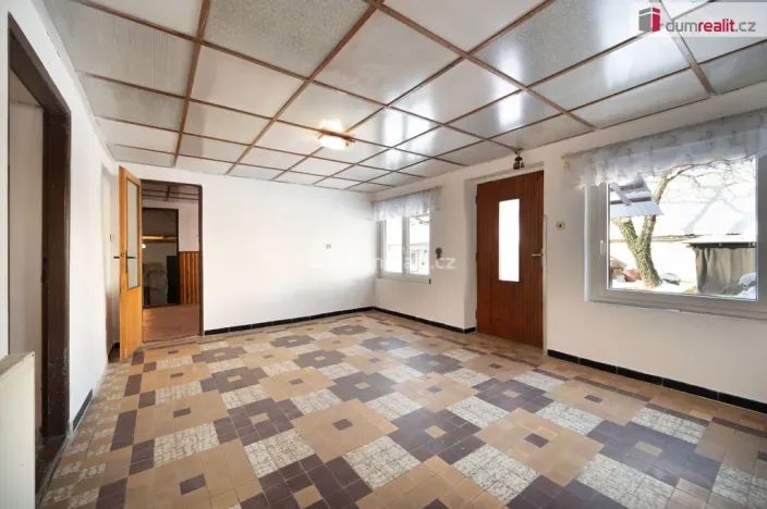 Prodej rodinného domu, Psárov, 486 m2