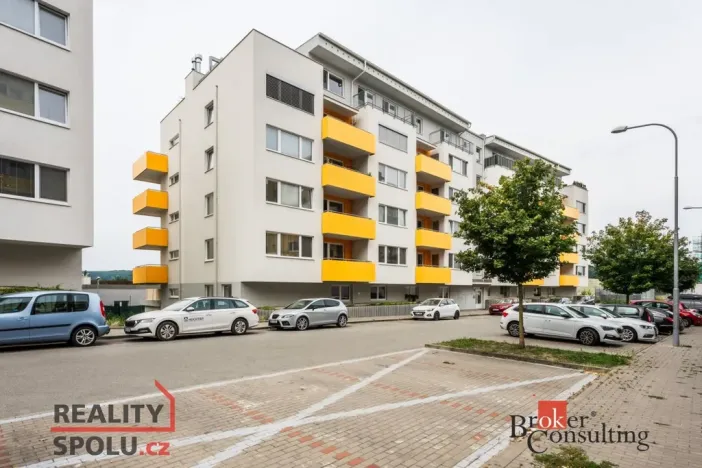 Prodej garážového stání, Brno - Žebětín, Chvalovka, 14 m2
