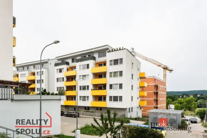 Prodej garážového stání, Brno - Žebětín, Chvalovka, 14 m2