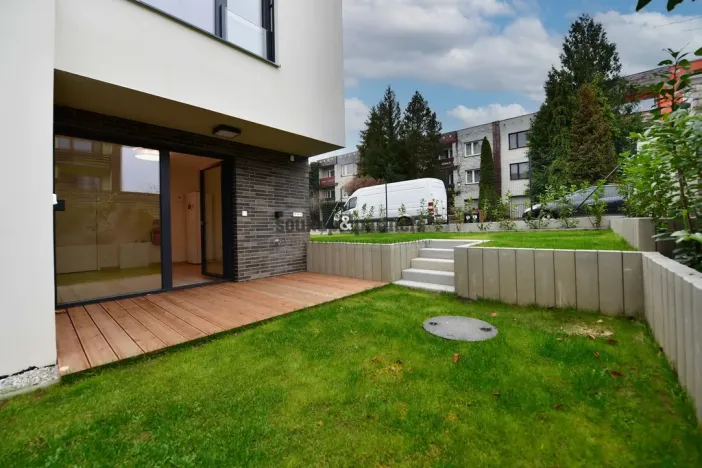 Pronájem rodinného domu, Praha - Háje, V Hájích, 220 m2