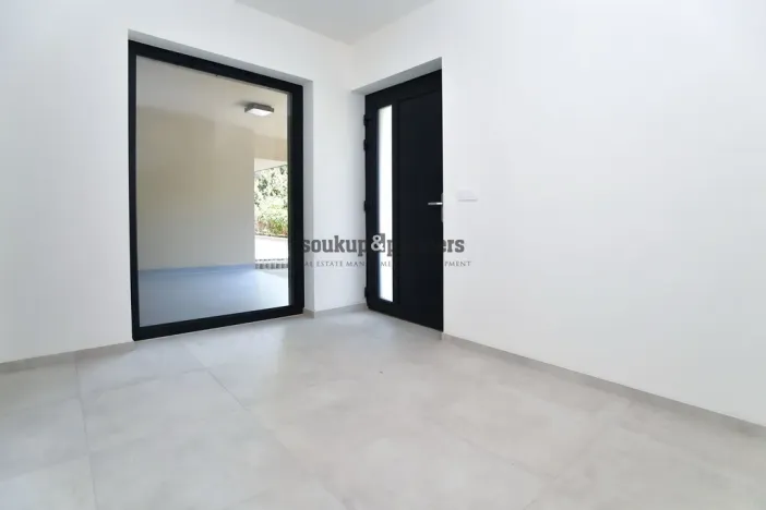 Pronájem rodinného domu, Praha - Háje, V Hájích, 220 m2