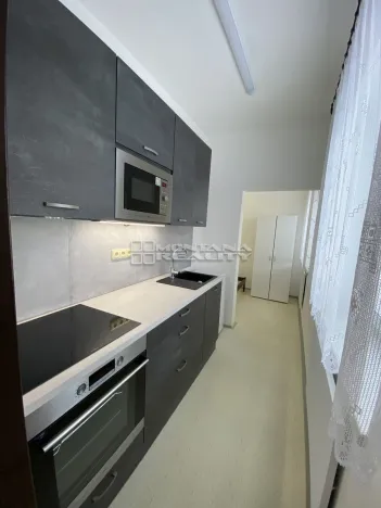 Pronájem bytu 2+1, Šternberk, Komenského, 38 m2