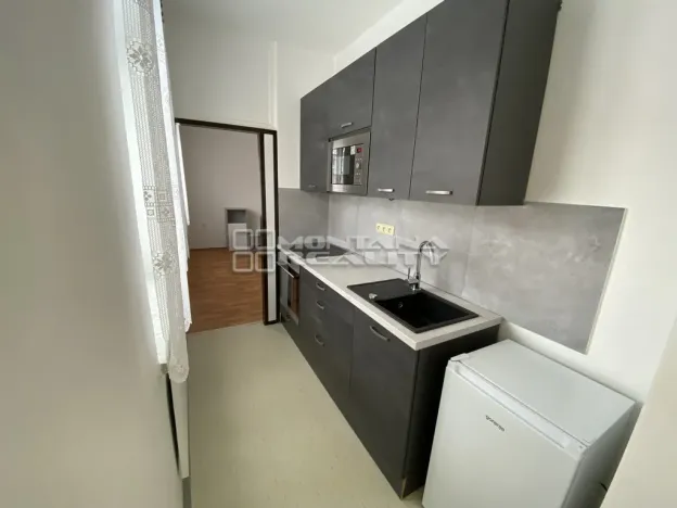 Pronájem bytu 2+1, Šternberk, Komenského, 38 m2