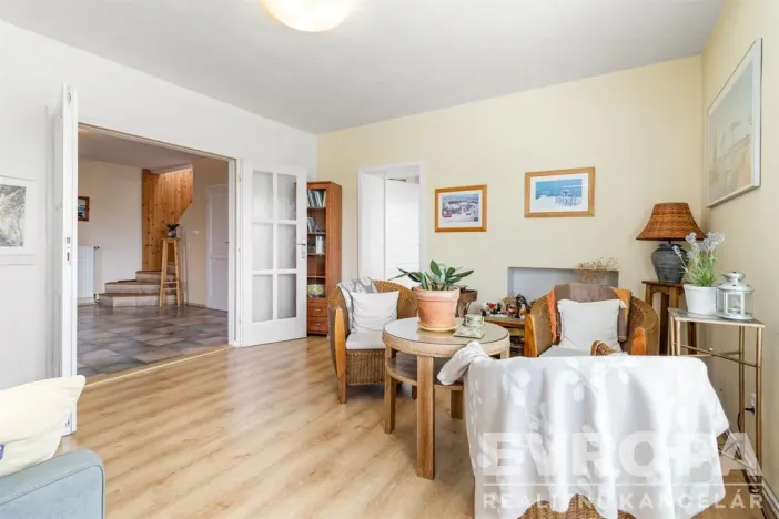 Prodej rodinného domu, Kamenice - Nová Hospoda, Na Vyhlídce, 380 m2