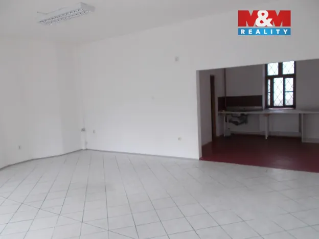 Pronájem obchodního prostoru, Nový Jičín, Sokolovská, 48 m2