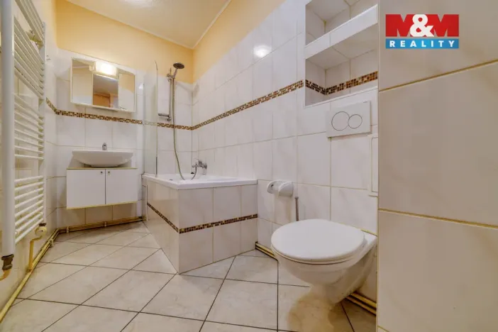 Prodej bytu 3+1, Aš, Kamenná, 61 m2