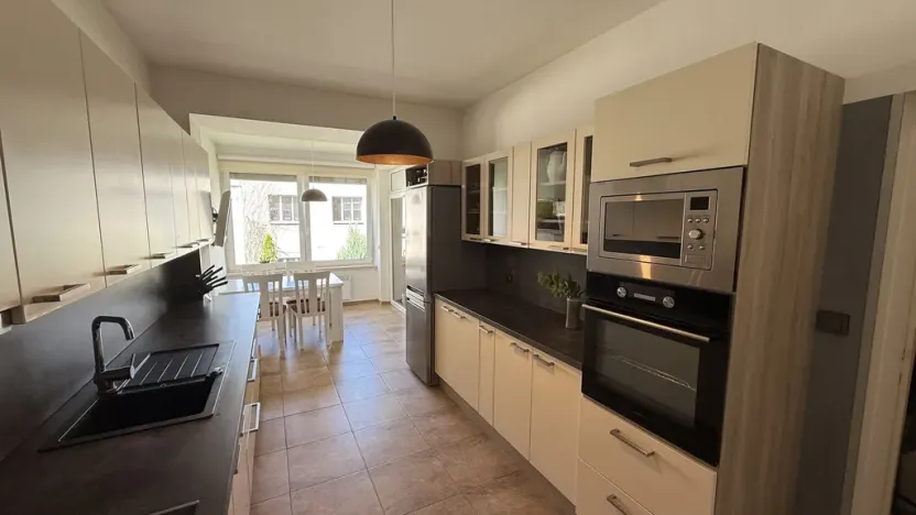 Prodej rodinného domu, Zlín, Lorencova, 247 m2