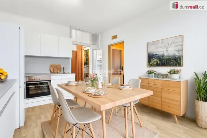 Prodej bytu 1+1, Karlovy Vary - Rybáře, Požární, 35 m2