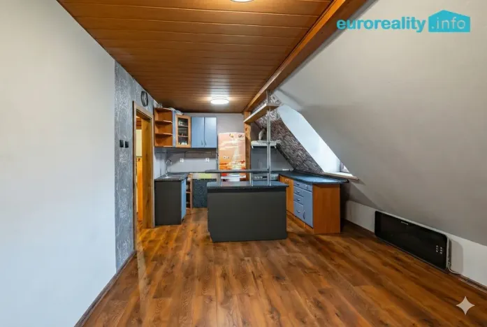 Prodej bytu 2+1, Chodov, Bezručova, 65 m2