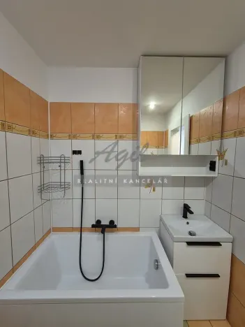 Pronájem bytu 3+1, Oslavany, 77 m2