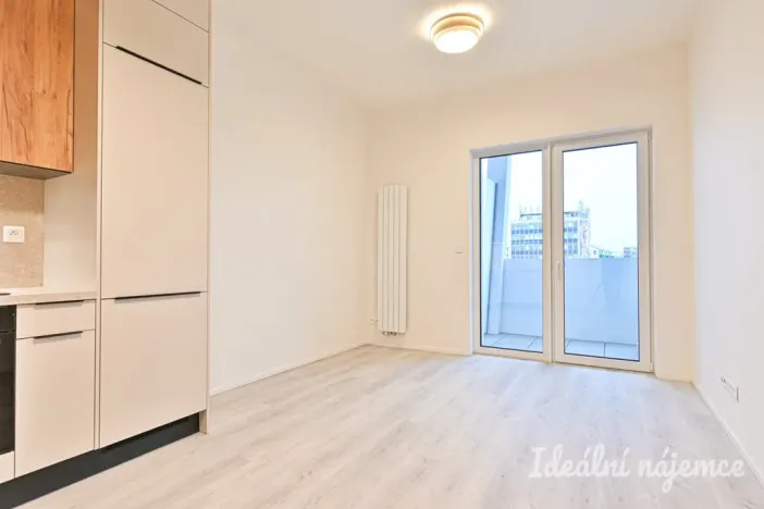 Pronájem bytu 1+kk, Brno - Komárov, Komárovská, 29 m2