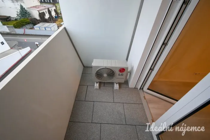 Pronájem bytu 1+kk, Brno - Komárov, Komárovská, 29 m2