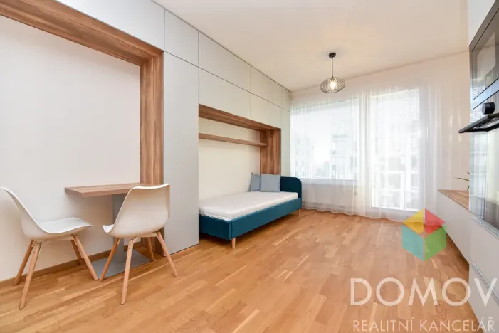 Pronájem bytu 1+kk, Praha - Vysočany, Smržových, 33 m2