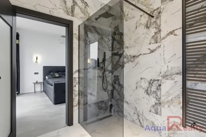 Prodej rodinného domu, Karlovy Vary, 180 m2