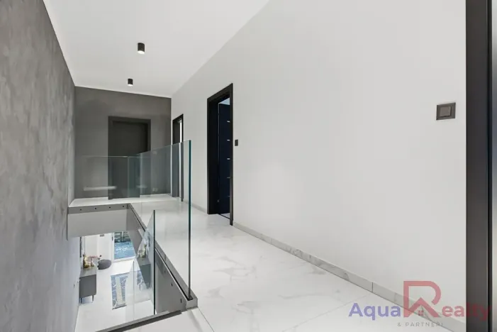 Prodej rodinného domu, Karlovy Vary, 180 m2