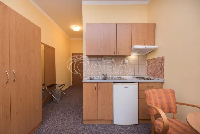 Pronájem bytu 1+kk, Praha - Miškovice, Bendlova, 25 m2