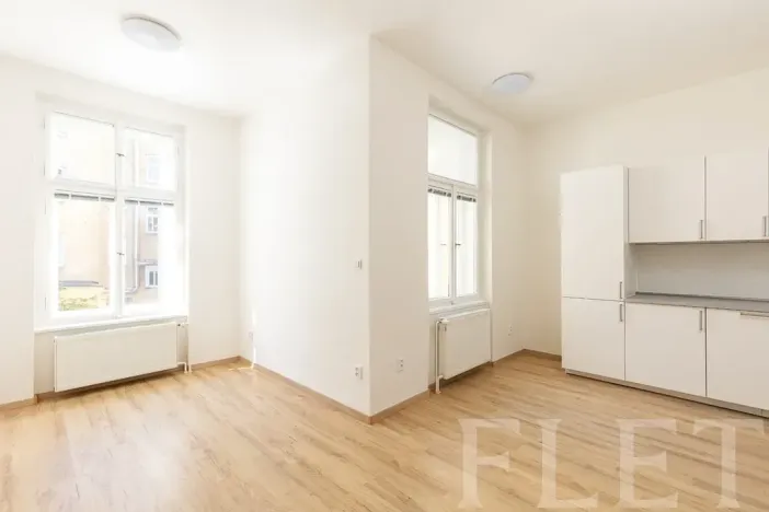 Pronájem bytu 1+kk, Praha - Libeň, Františka Kadlece, 32 m2