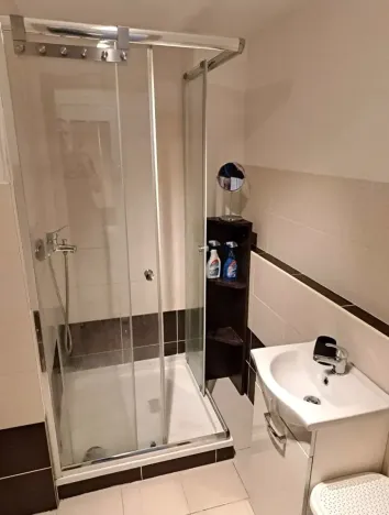 Pronájem bytu 1+kk, Praha, 37 m2