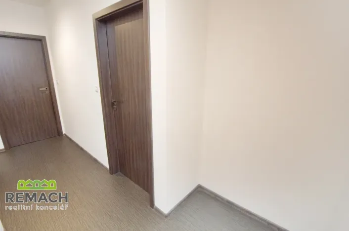 Pronájem bytu 2+kk, Náchod, Bartoňova, 65 m2