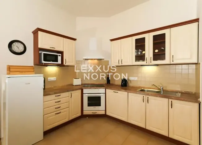 Pronájem bytu 2+kk, Praha - Vinohrady, Na Kozačce, 60 m2