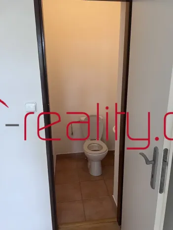 Pronájem bytu 2+1, Karlovy Vary, Kamenického, 65 m2