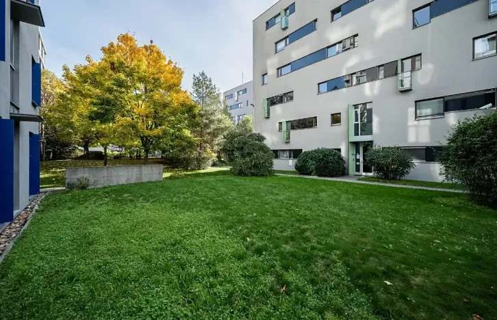 Pronájem bytu 3+kk, Praha - Podolí, V rovinách, 80 m2