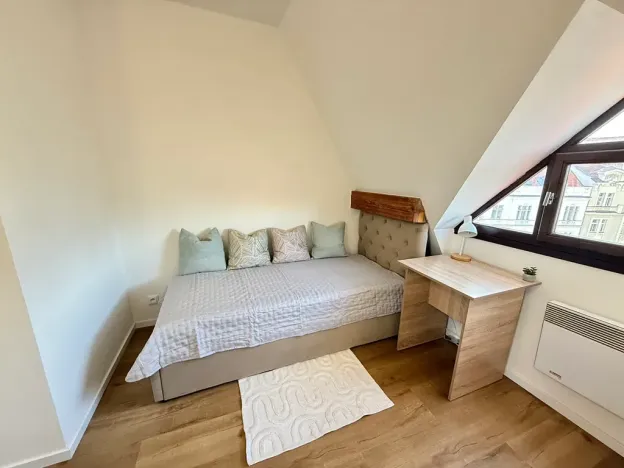 Prodej ubytování, Praha - Vršovice, Žitomírská, 92 m2