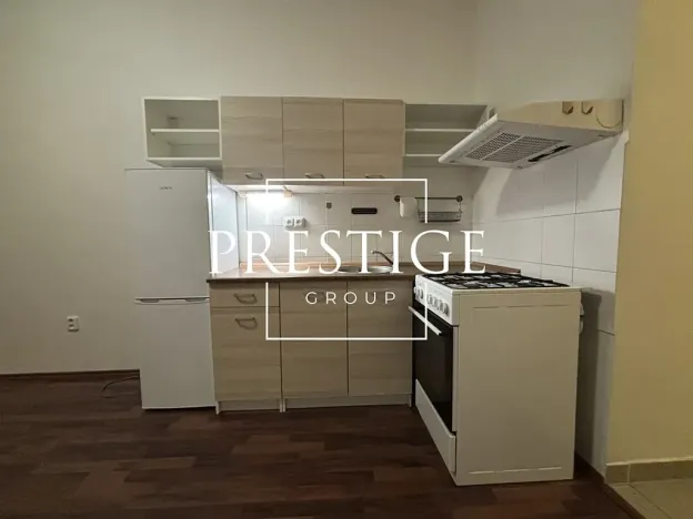 Pronájem bytu 1+1, Praha - Žižkov, Víta Nejedlého, 36 m2