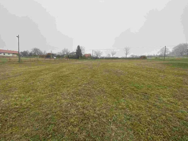 Prodej komerčního pozemku, Ratiboř, 1851 m2