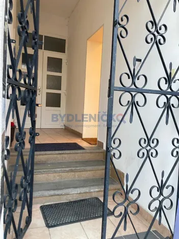 Pronájem komerční nemovitosti, České Budějovice, Hradební, 35 m2