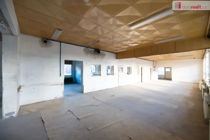 Pronájem výrobních prostor, Vacov - Vlkonice, 1895 m2