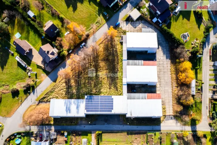 Pronájem výrobních prostor, Vacov - Vlkonice, 1895 m2