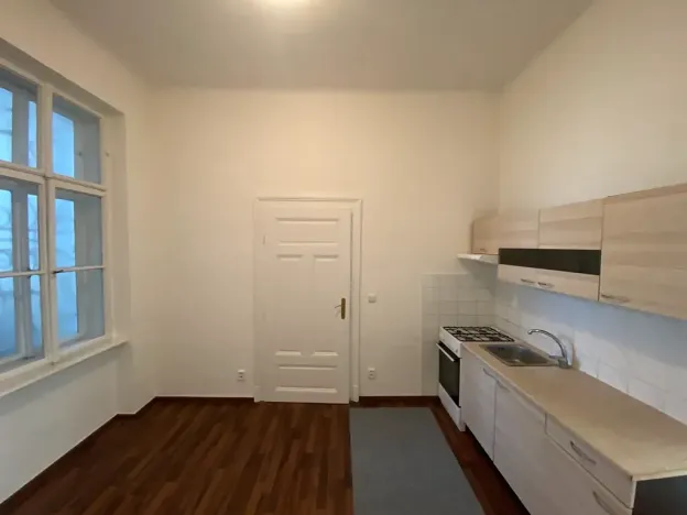 Pronájem bytu 2+1, Brno, Ptašínského, 78 m2