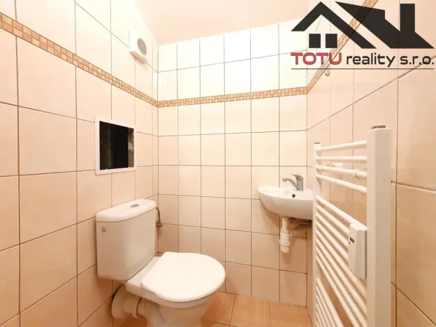 Pronájem bytu 3+1, Náchod, U Zastávky, 70 m2