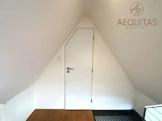 Pronájem bytu 4+kk, Liberec, Stroupežnického, 111 m2