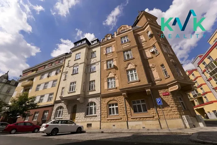 Prodej apartmánu, Karlovy Vary, K. Čapka, 593 m2