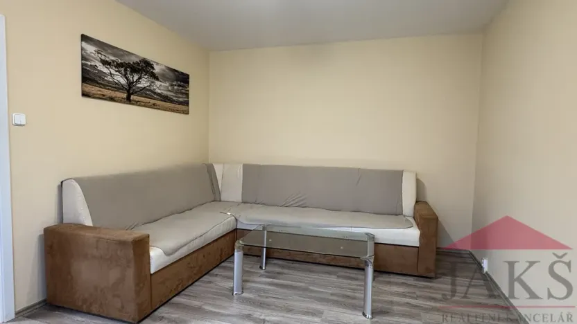 Prodej bytu 3+1, Miloňovice, 76 m2