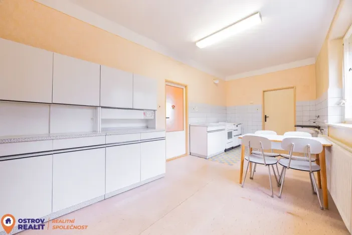 Prodej bytu 2+1, Dlouhá Loučka, Sokolská, 75 m2