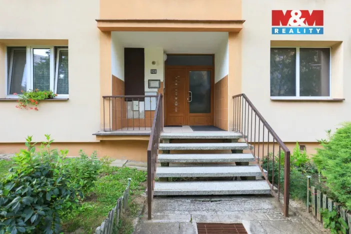 Prodej bytu 2+1, Klatovy - Klatovy III, Pod Hůrkou, 54 m2