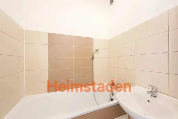 Pronájem bytu 2+1, Havířov - Město, Dlouhá třída, 52 m2