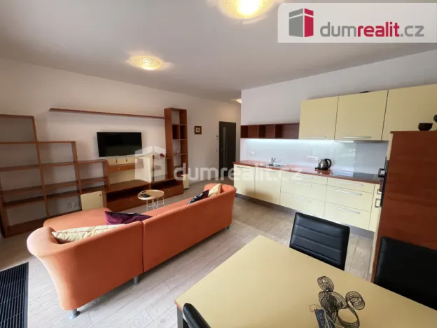 Pronájem bytu 3+kk, Praha - Karlín, U Mlýnského kanálu, 70 m2