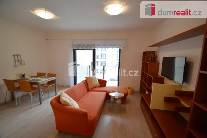 Pronájem bytu 3+kk, Praha - Karlín, U Mlýnského kanálu, 70 m2