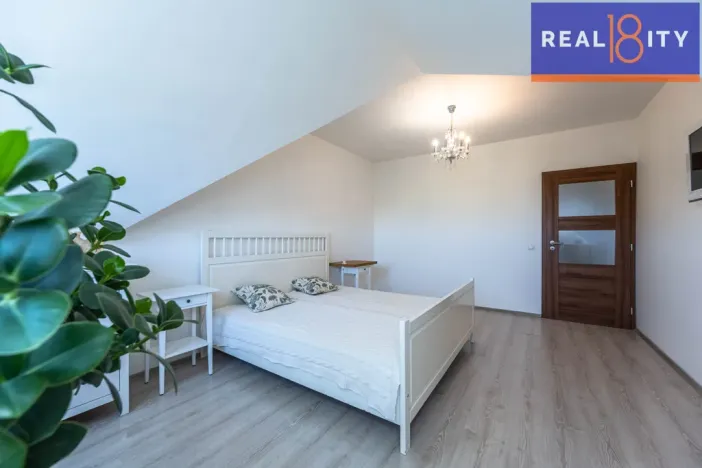 Prodej rodinného domu, Holubice, Habrová, 161 m2